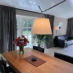 Het Zomerhuis Dom wakacyjny